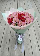Букет цветов из:  Альстромерии в Борское