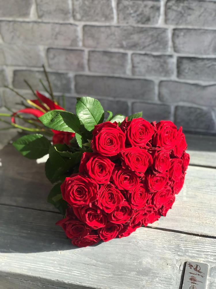 Букет Красные розы Фридом в Борское