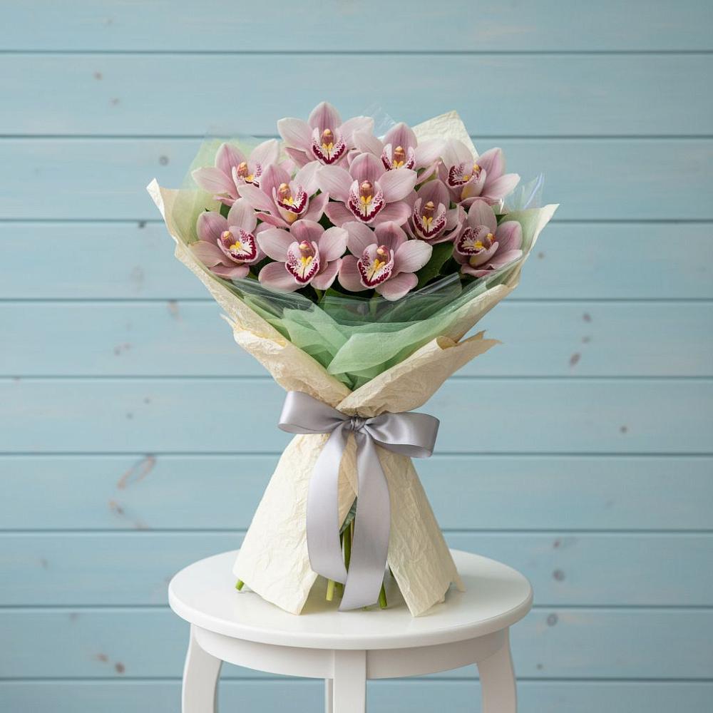 Букет цветов из: Орхидеи и Розы в Борское