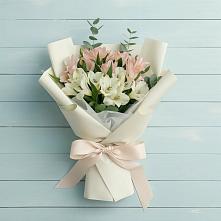 Букет цветов из:  Альстромерии в Борское