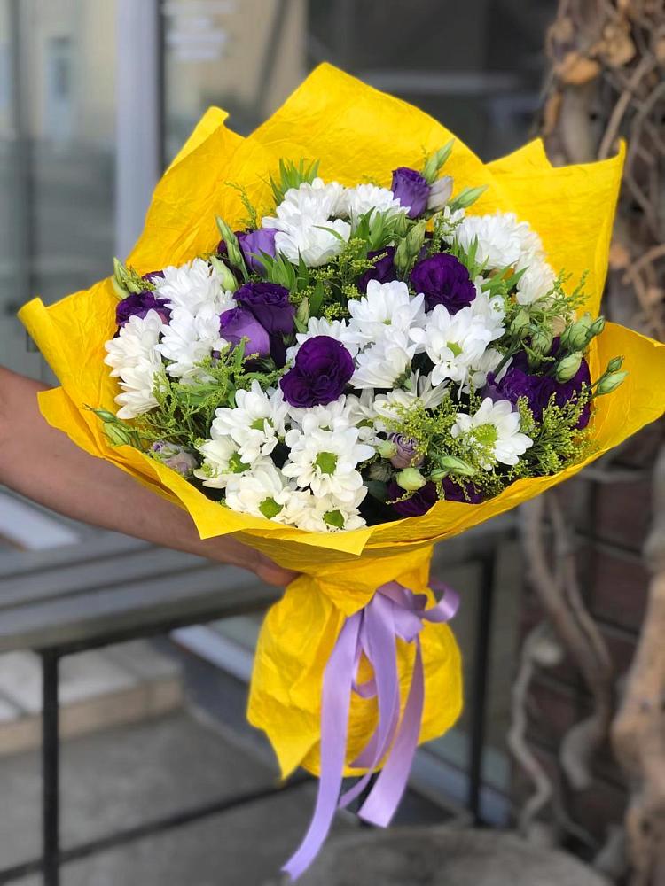 Букет цветов из: Ирисы, Хризантемы и Ромашки в Борское