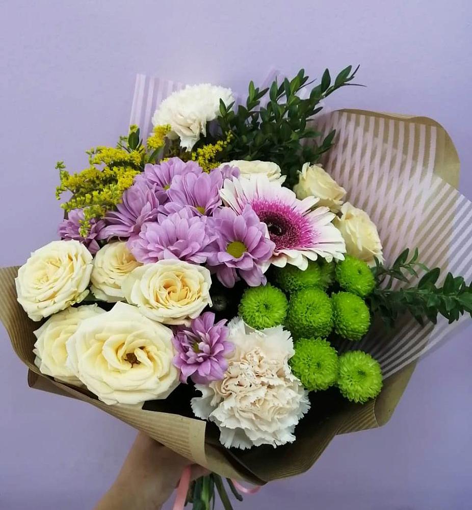 Букет цветов из: Хризантемы, Розы, Гвоздики и Герберы в Борское