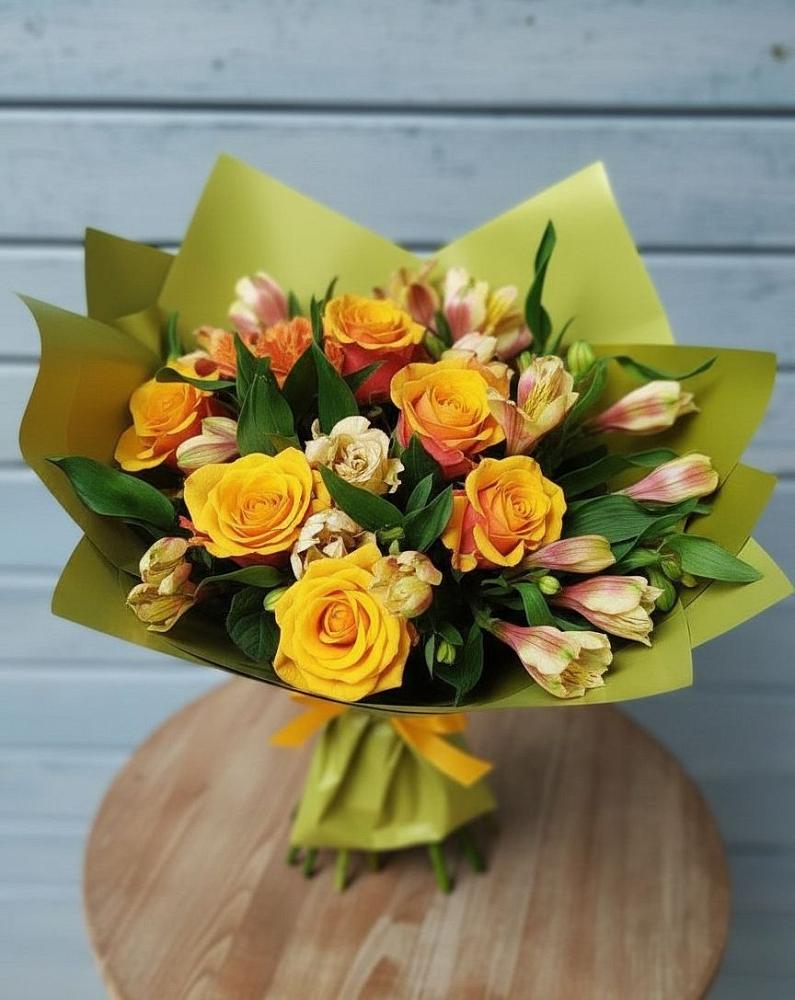 Букет цветов из: Альстромерии и Розы в Борское