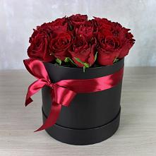 Цветочная композиция из Розы в шляпной коробке в Борское