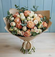 Букет цветов из:  Альстромерии и Розы в Борское
